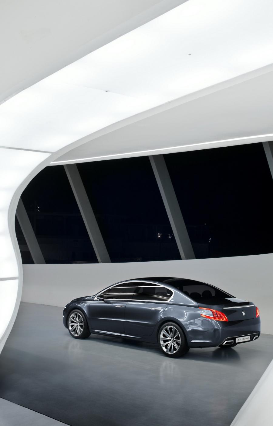  Peugeot 5 Concept 2010 года  (фото 21 из 28)